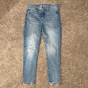 American Eagle Outfitters Light Blue Skinny Jeans